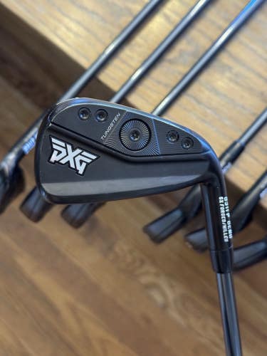 PXG 0311 P Gen6 Black Iron Set (4-PW)  UST Mamiya Recoil f4 75 shafts (stiff)