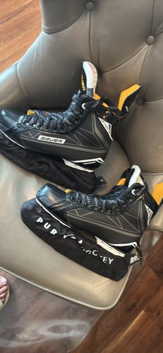 Bauer Supreme Hockey Skates 9 (Used)