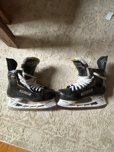 Custom Senior Bauer Pro Stock Supreme 2S Hockey Skates R8 L 7.5