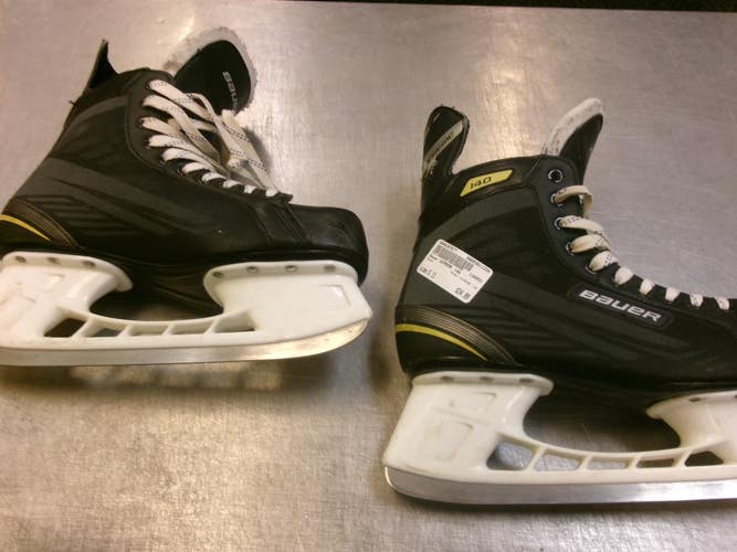 Used Bauer SUPREME 140 Senior Hockey Skate Senior 11 11339-S000207677