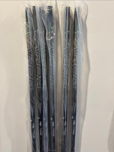 Senior Bauer Vapor Flylite Left Hand Hockey Stick P92 77 Flex (New)