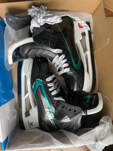 2026 Bauer Supreme Fuse Hockey Skates Regular Width 8 (New)