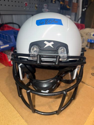 USED XENITH X2E+ ADULT FOOTBALL HELMET - XL - WHITE