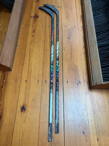 2-PACK Senior CCM Tacks XF Pro Right Handed Hockey Stick Mid Pattern 90 Flex Pro Stock (New)