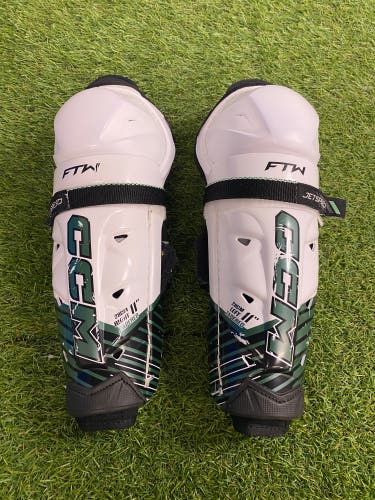 Junior CCM JetSpeed FTW Shin Pads 11" (Used)