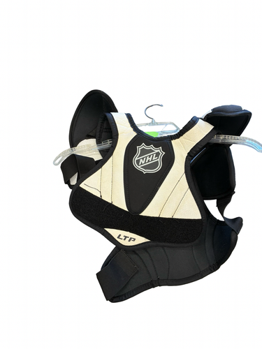 Used CCM LTP SHOULDER PADS Junior Shoulder Pads SM 11682-S000140415