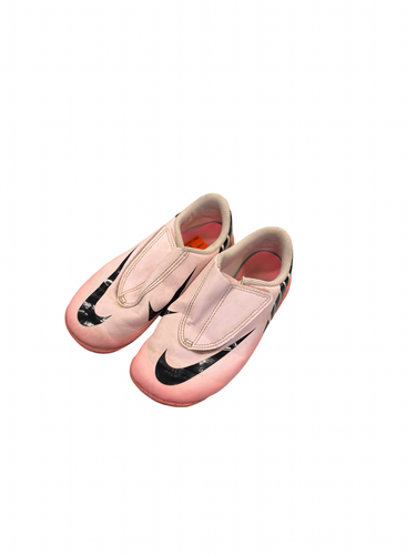 Used Nike Soccer Cleats Pink Youth 11.0 11682-S000138696