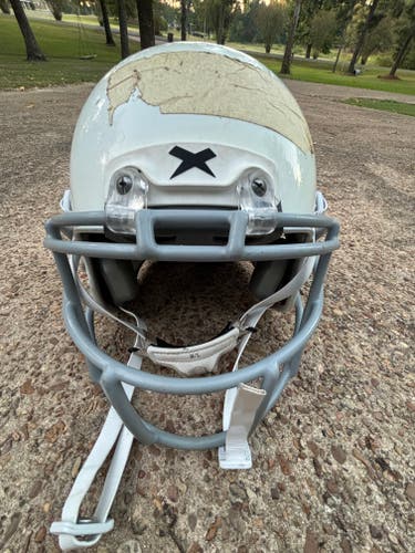White Youth Medium Xenith Shadow Helmet (Used)