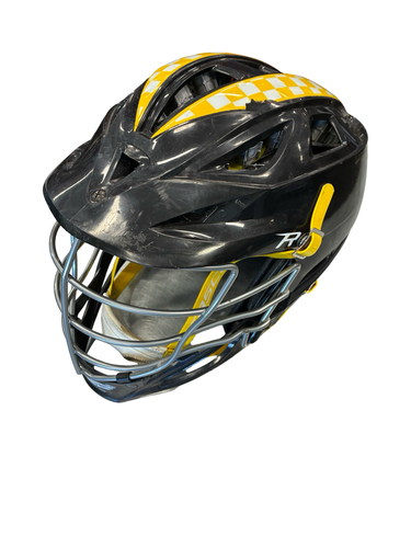 Used Cascade R Lacrosse Helmet Black One Size 11682-S000139260