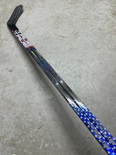 2 PACK 65 Flex P92 True Hzrdus 9x4 Senior Right Hand Hockey Stick Team USA Pro Stock (New)