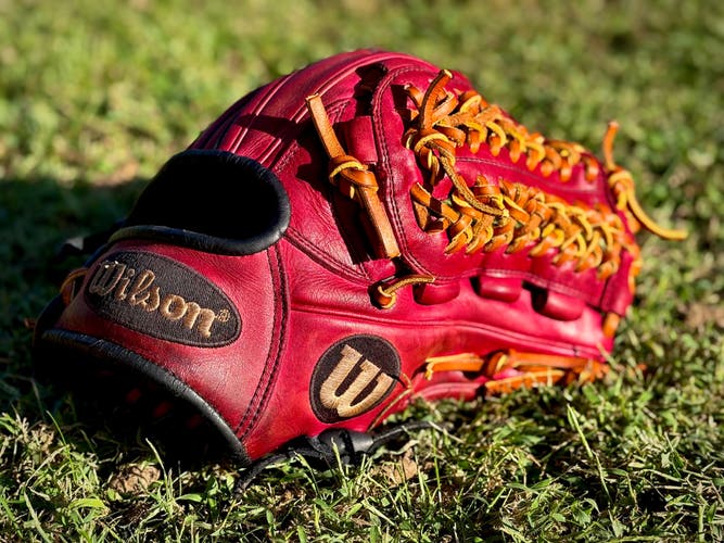 Wilson A2000 D33 RH Infield Baseball Glove 11.75" 1/1