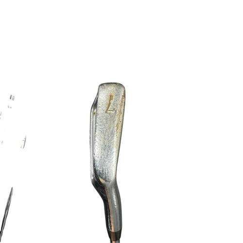 Used Titleist 690 CB Mens Individual Iron RH 7 Iron 11375-S000383322