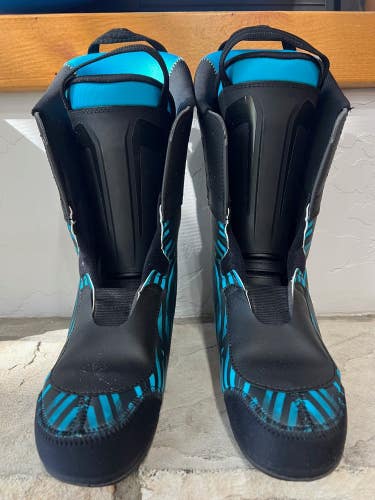 Head Race Liner ONLY size 27.5