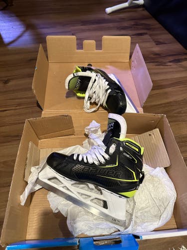 Bauer GSX Hockey Goalie Skates Regular Width size 6.00 Intermediate like a New Condition