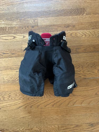 Youth Small Bauer Nike Air Hockey Pants (Used)