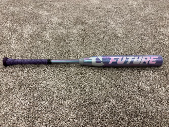 Used 2027 DeMarini Future Fastpitch Softball Bat - 30 Inch/20 oz.