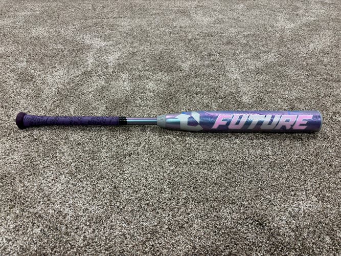 Used 2027 DeMarini Future Fastpitch Softball Bat - 31 Inch/21 oz.