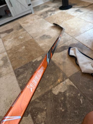 Senior Bauer fuse Right Handed Hockey Stick P28 70 Flex (New)