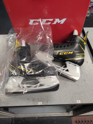 CCM Super Tacks 9350 Hockey Skates Regular Width (New)