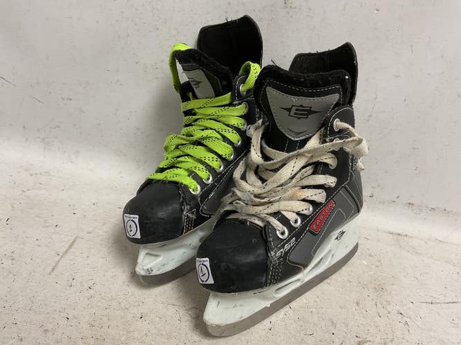 Used Easton SYNERGY SYS2 Junior Hockey Skate Grey Junior 01 11855-S000211321