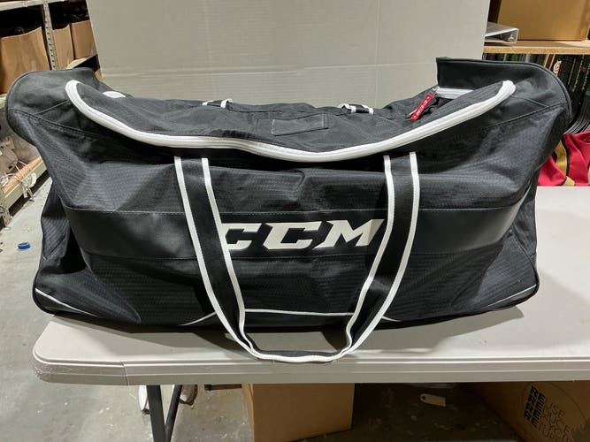 CCM Carry Hockey Bag (Used)