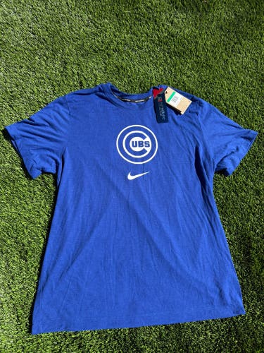 Chicago cubs XL tee shirt mlb team player
Issued new with tags