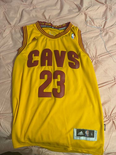 New LeBron James Cavaliers Jersey