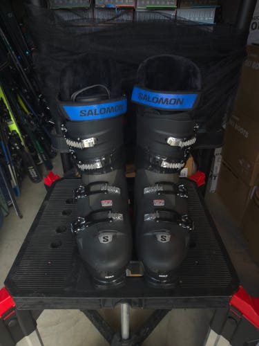 NEW - Salomon S Pro HV Ski Boots - Soft Flex - Mondo 33/33.5