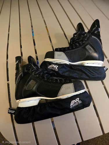 Black/Gray 1990 Riedell 1150 Hockey Skates 11.5