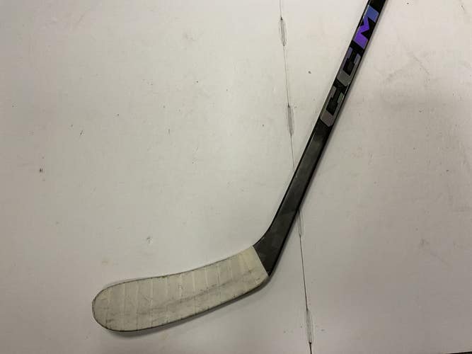 Used CCM JETSPEED FT7 PRO Junior One Piece Right Black And Red 50 Flex 11855-S000210710