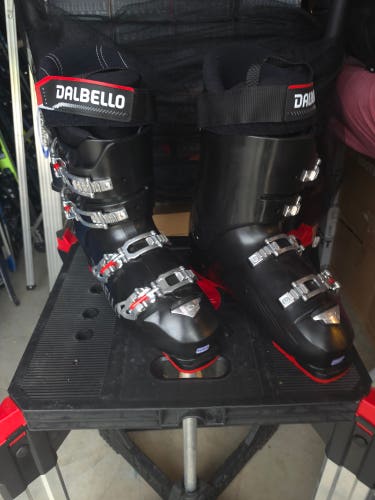 NEW Dalbello Veloce Max 75 Ski Boots - Soft Flex - Mondo 30/30.5