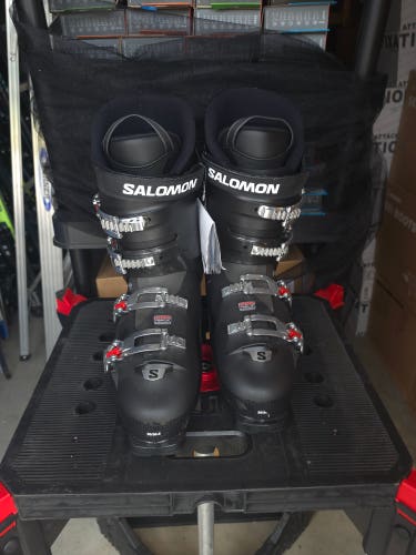 NEW - Salomon Select Wide 80 Ski Boots - Soft Flex - Mondo 30/30.5