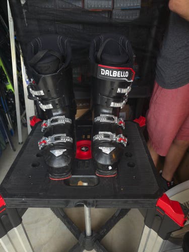 USED - Dalbello Veloce Max 75 Ski Boots - Soft Flex - Mondo 30.5