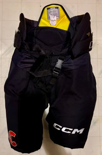 Men's Senior Large CCM HPTK Hockey Pants Pro Stock (Used) L