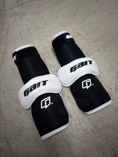 Gait Gunnar Box Lacrosse Arm Guard LAX elbow pads Size Medium