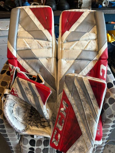 34" 2023 CCM EFlex 5 Regular Goalie Full Set (Used)
