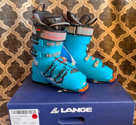 Brand New! Lange XT3 130 W Promodel L.V. GW Size-23.5 Flex-130
