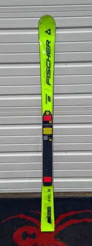 2025 Fischer RC4 WC GS FIS Jr. Size-133cm R-12.6m