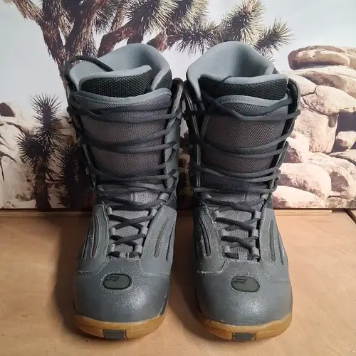Ride Boot MFG Idol Forward Flex 5 Snowboard Boots Snowboarding Womens Size 10
