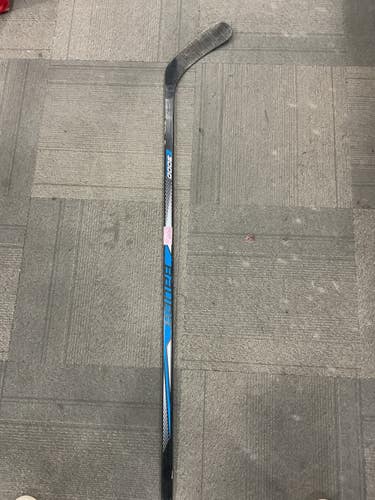 Used Bauer 3000 Junior One Piece Right 52 Flex 11614-S000245666