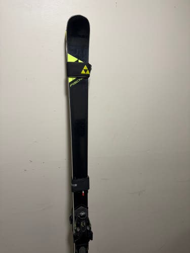 From World Cup - Women's Fischer RC4 WC GS 188 cm Skis Max Din 20 (Used)