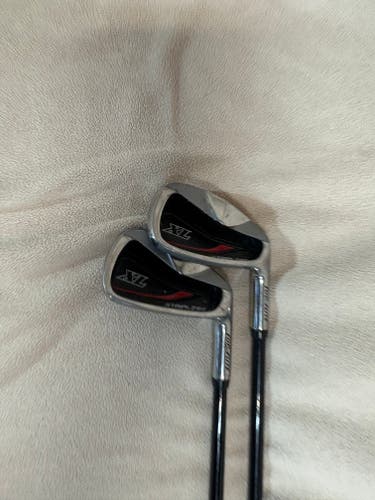 Men's Top Flite Right Handed Iron Set Senior Flex Graphite Shaft (Used)