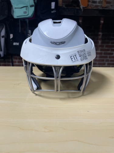 Cascade women’s LX white  Helmet (New)