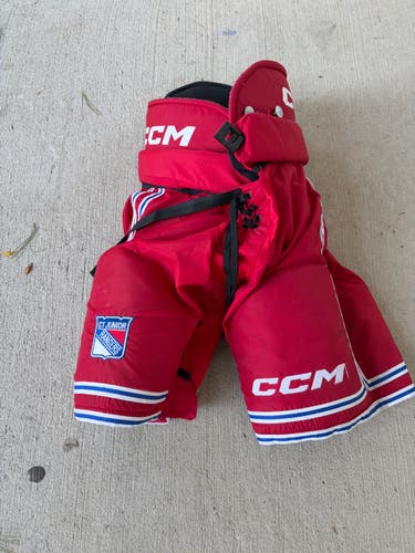 Men's Junior Large CCM 85C Hockey Pants (Used)