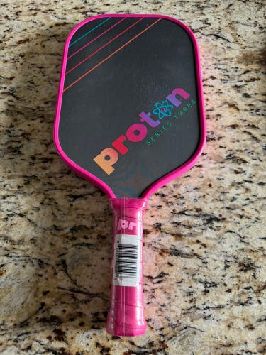 New PROTON SERIES THREE Pickleball Paddle Black and pink