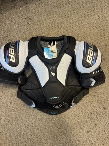 Women's Medium Senior Bauer Vapor Fly-W Shoulder Pads (New)