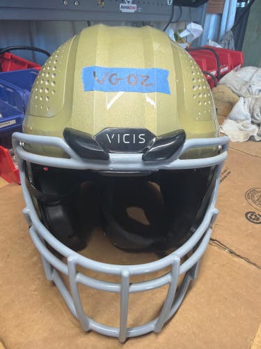 USED VICIS02 ADULT FOOTBALL HELMET - MEDIUM - VEGAS GOLD