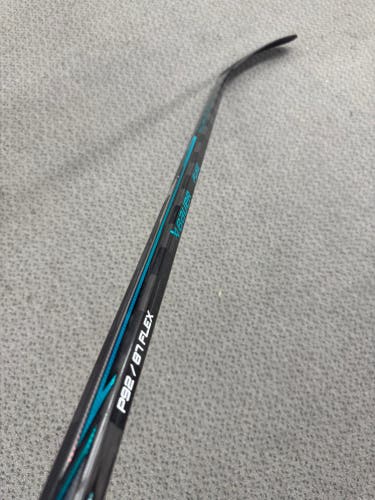 Senior Bauer fuse Left Hand Hockey Stick P92 87 Flex (New)