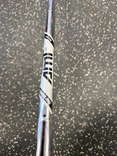 Used Titleist T300 Golf Wedge Mens RH Pitching Wedge 11849-S000045107