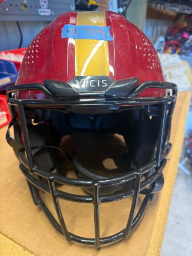 USED VICIS02 ADULT FOOTBALL HELMET - MEDIUM - PEARL CARDINAL